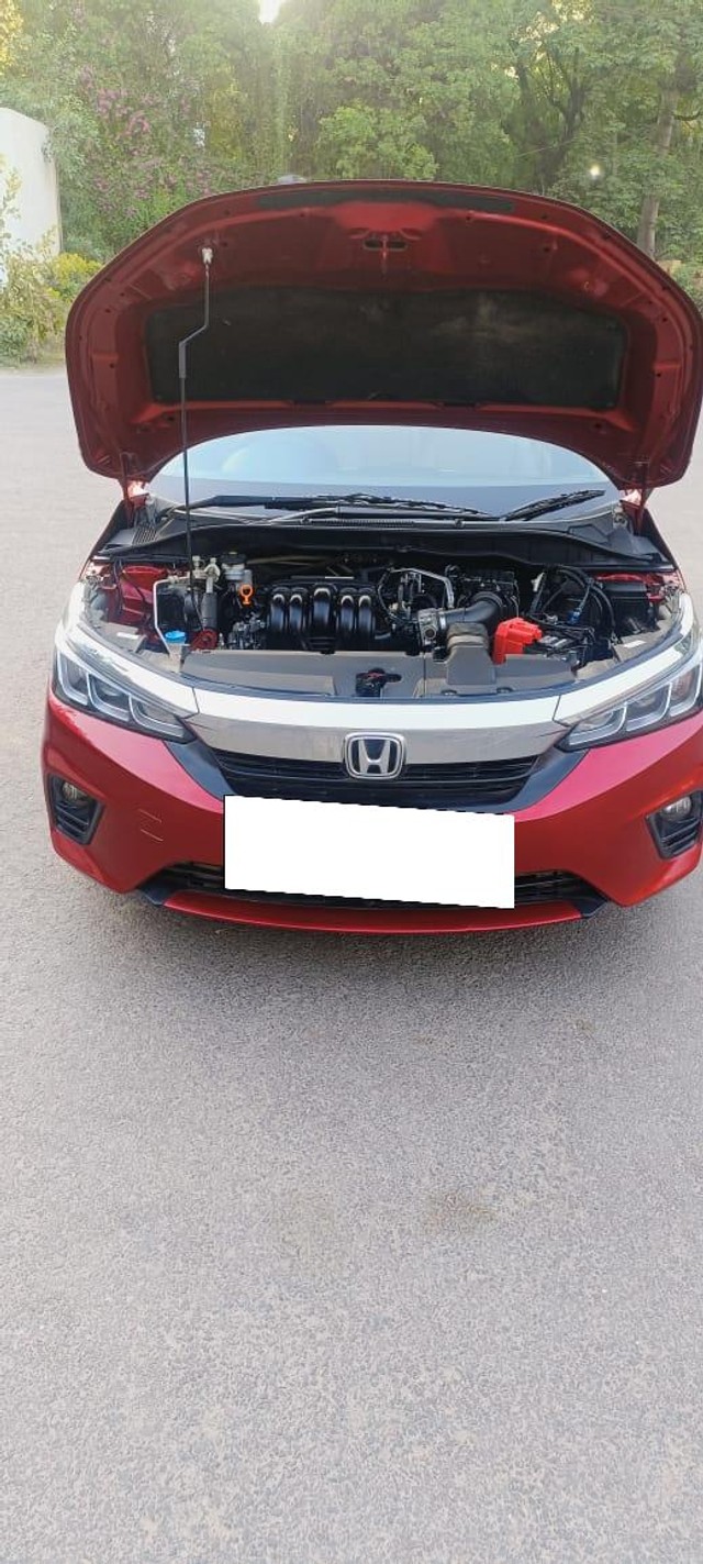 Second-hand 2020 Honda City V MT for sale in New Delhi-8