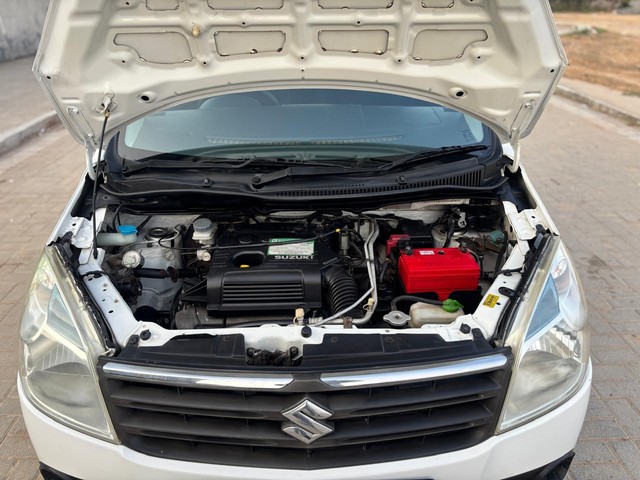 Second-hand 2012 Maruti Wagon R LXI BS IV for sale in Ahmedabad-5