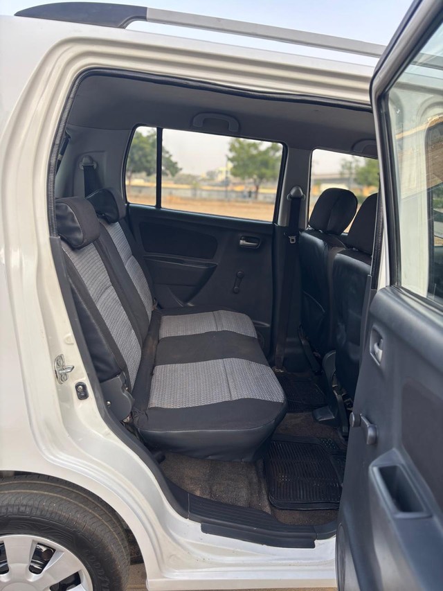 Second-hand 2012 Maruti Wagon R LXI BS IV for sale in Ahmedabad-8