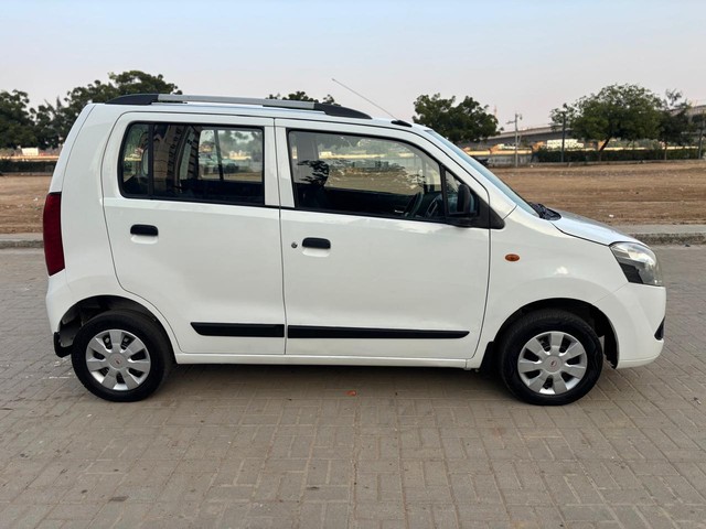 Second-hand 2012 Maruti Wagon R LXI BS IV for sale in Ahmedabad-1