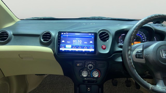 Second-hand 2015 Honda Amaze S i-Vtech for sale in Surat-22