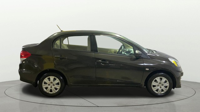 Second-hand 2015 Honda Amaze S i-Vtech for sale in Surat-1