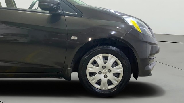 Second-hand 2015 Honda Amaze S i-Vtech for sale in Surat-23