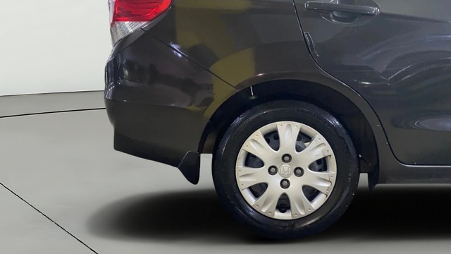 Second-hand 2015 Honda Amaze S i-Vtech for sale in Surat-24