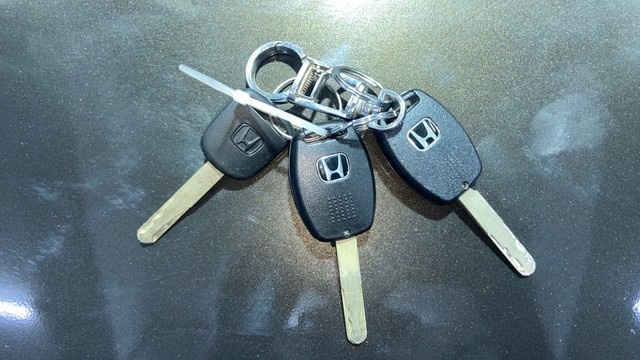 Second-hand 2015 Honda Amaze S i-Vtech for sale in Surat-21