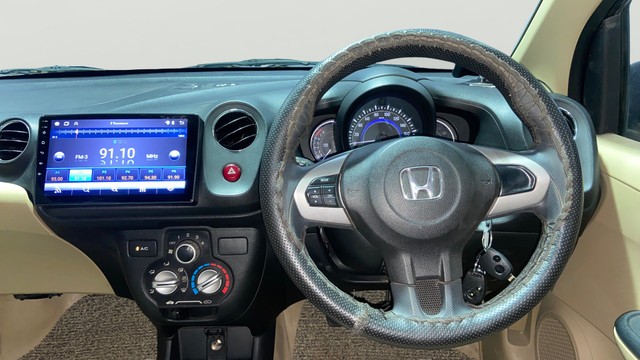 Second-hand 2015 Honda Amaze S i-Vtech for sale in Surat-12