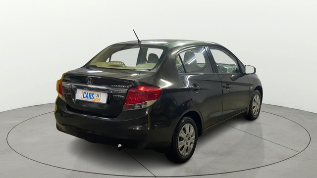 Second-hand 2015 Honda Amaze S i-Vtech for sale in Surat-2