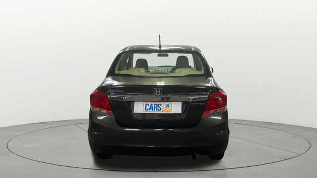 Second-hand 2015 Honda Amaze S i-Vtech for sale in Surat-3