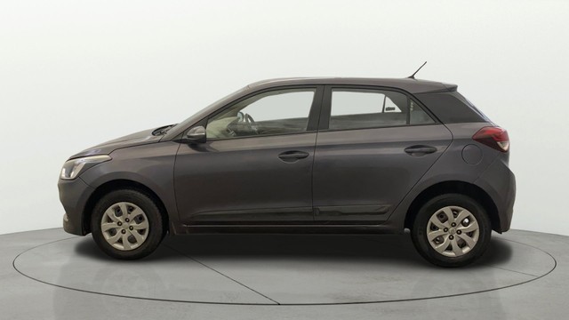Second-hand 2015 Hyundai i20 Sportz 1.2 for sale in Gurgaon-16