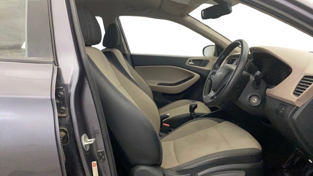 Second-hand 2015 Hyundai i20 Sportz 1.2 for sale in Gurgaon-25