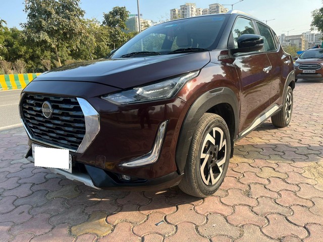 Second-hand 2022 Nissan Magnite Turbo CVT XV BSVI for sale in Noida-4