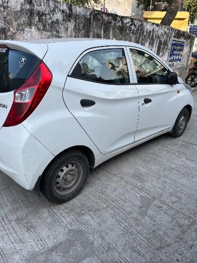 Second-hand 2017 Hyundai EON Era Plus for sale in Kota-3