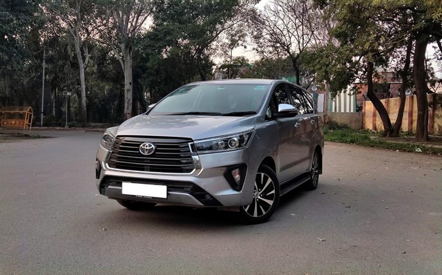 Second-hand 2022 Toyota Innova Crysta 2.7 ZX 7 STR AT for sale in New Delhi-5