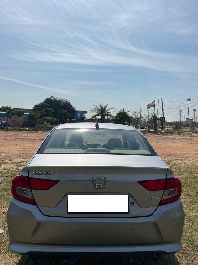 Second-hand 2018 Honda Amaze S i-VTEC for sale in Faridabad-2