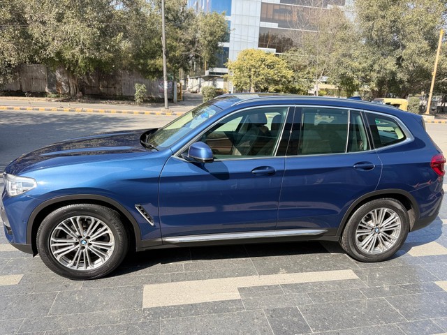 Second-hand 2021 BMW X3 xDrive 30i Luxury Line for sale in New Delhi-2