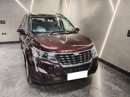 Second-hand 2019 Mahindra XUV500 W7 BSIV for sale in New Delhi