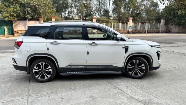 MG Hector Plus Sharp CVT Second-hand 2021 MG Hector Plus Sharp CVT for sale in New Delhi-1