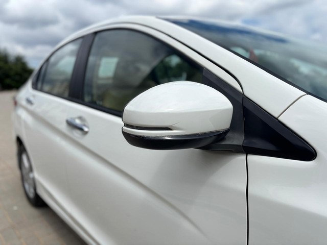 Second-hand 2015 Honda City i DTEC V for sale in Ahmedabad-4