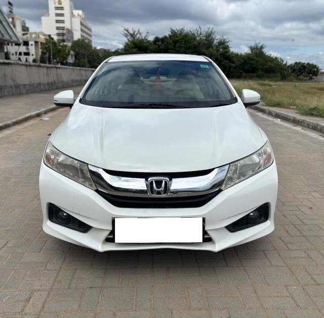 Second-hand 2015 Honda City i DTEC V for sale in Ahmedabad-5