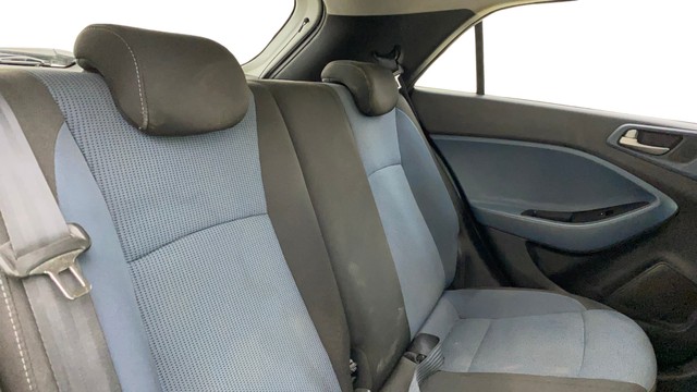 Second-hand 2015 Hyundai i20 Active 1.2 SX for sale in Mumbai-16