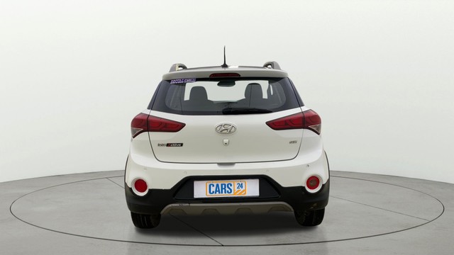 Second-hand 2015 Hyundai i20 Active 1.2 SX for sale in Mumbai-3