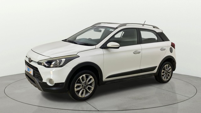 Second-hand 2015 Hyundai i20 Active 1.2 SX for sale in Mumbai-6