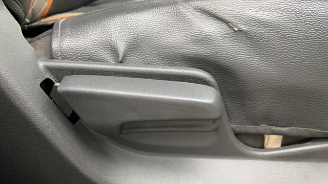 Second-hand 2014 Maruti Ritz VXi for sale in New Delhi-18