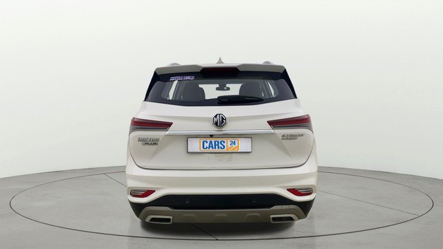 Second-hand 2021 MG Hector Plus Sharp CVT for sale in Ahmedabad-15