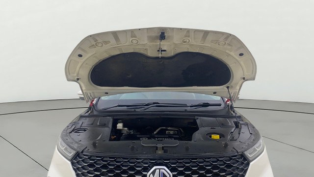 Second-hand 2021 MG Hector Plus Sharp CVT for sale in Ahmedabad-20