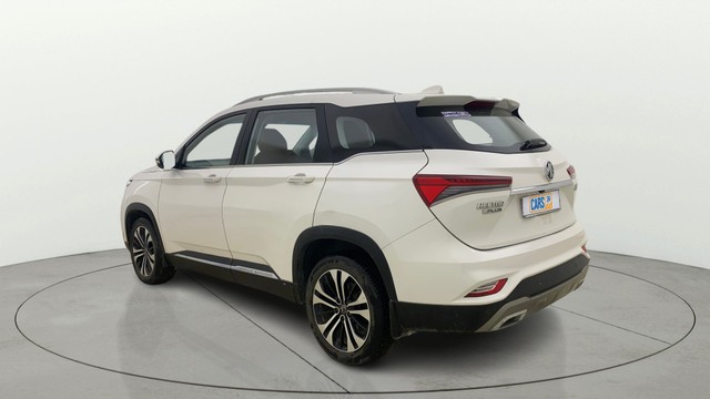 Second-hand 2021 MG Hector Plus Sharp CVT for sale in Ahmedabad-16