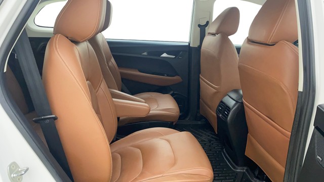 Second-hand 2021 MG Hector Plus Sharp CVT for sale in Ahmedabad-6