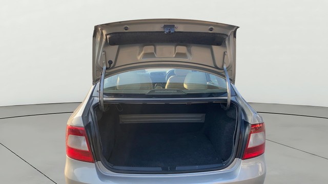 Second-hand 2016 Skoda Rapid 1.5 TDI AT Style Plus for sale in Jaipur-20