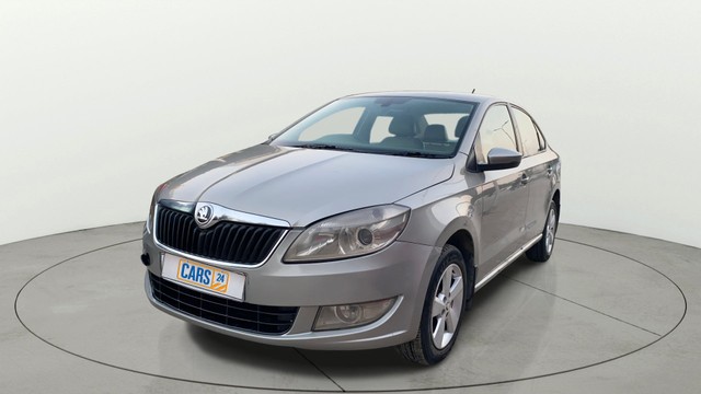 Second-hand 2016 Skoda Rapid 1.5 TDI AT Style Plus for sale in Jaipur-6