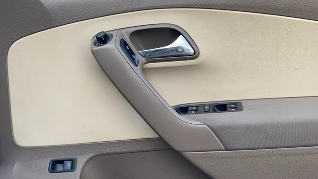 Second-hand 2016 Skoda Rapid 1.5 TDI AT Style Plus for sale in Jaipur-17