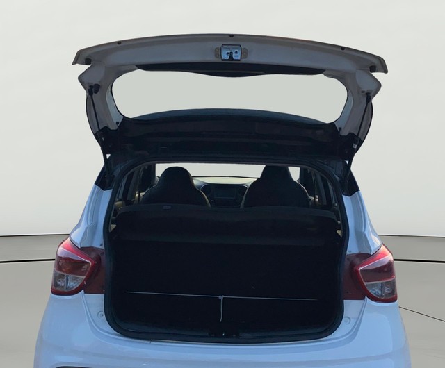 Second-hand 2018 Hyundai Grand i10 1.2 Kappa Sportz BSIV for sale in Jaipur-2