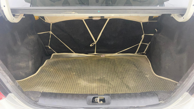 Second-hand 2016 Maruti Swift Dzire VXI for sale in Ahmedabad-19