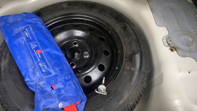 Second-hand 2016 Maruti Swift Dzire VXI for sale in Ahmedabad-27