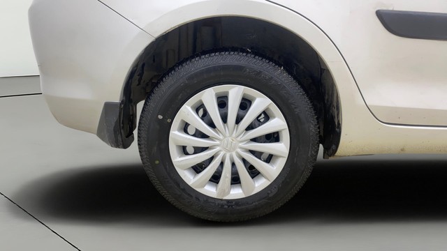 Second-hand 2016 Maruti Swift Dzire VXI for sale in Ahmedabad-24