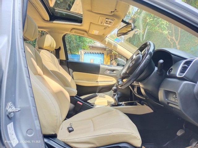 Second-hand 2021 Honda City ZX MT for sale in Kolkata-6