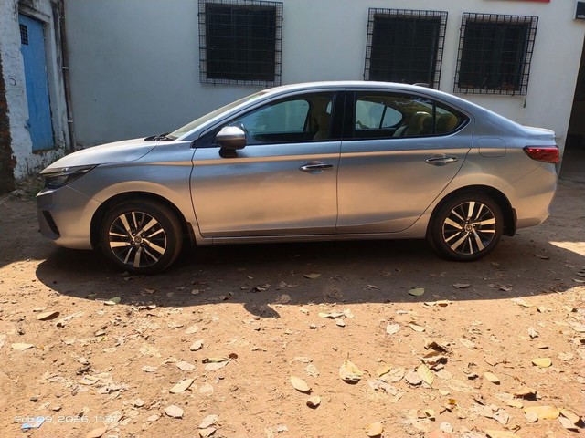 Second-hand 2021 Honda City ZX MT for sale in Kolkata-3