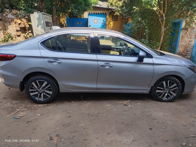 Second-hand 2021 Honda City ZX MT for sale in Kolkata-4