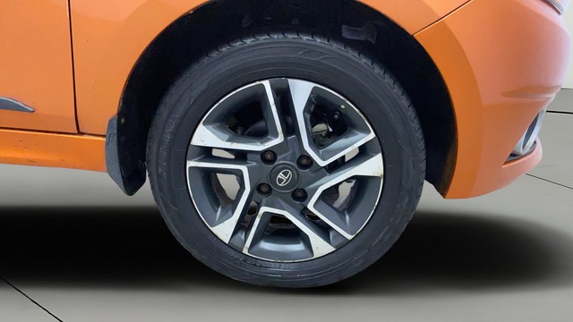 Second-hand 2019 Tata Tiago XZ Plus for sale in Kochi-23