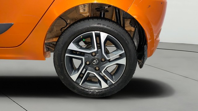 Second-hand 2019 Tata Tiago XZ Plus for sale in Kochi-26