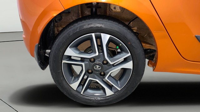 Second-hand 2019 Tata Tiago XZ Plus for sale in Kochi-24