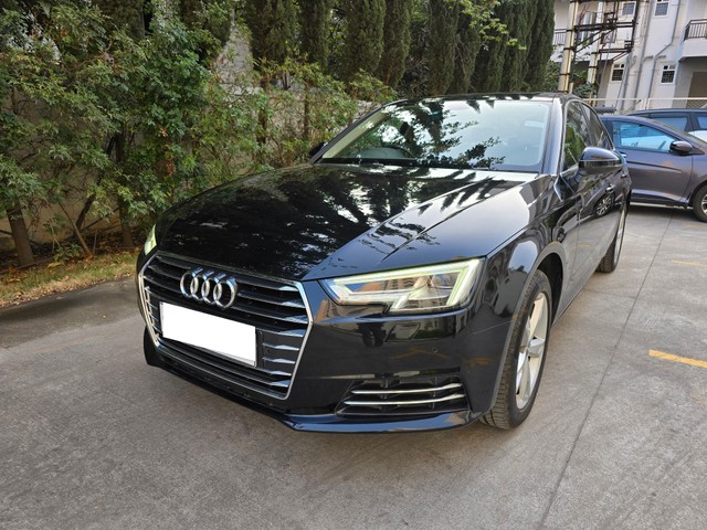 Second-hand 2017 Audi A4 30 TFSI Technology for sale in Bangalore-3