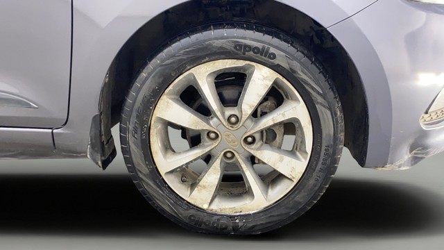 Second-hand 2017 Hyundai i20 1.2 Asta Option for sale in Chennai-24