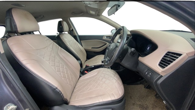 Second-hand 2017 Hyundai i20 1.2 Asta Option for sale in Chennai-15