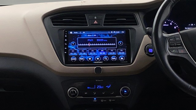 Second-hand 2017 Hyundai i20 1.2 Asta Option for sale in Chennai-22