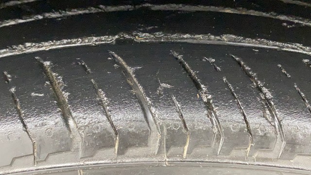 Second-hand 2023 Nissan Magnite XV for sale in Chennai-30