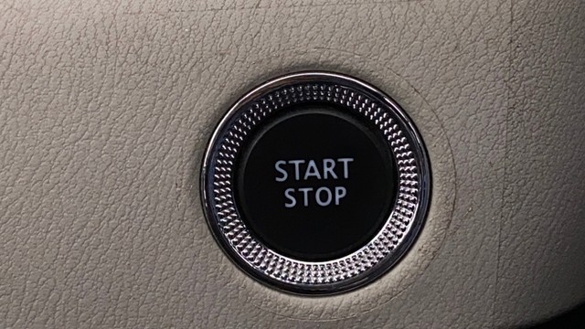 Second-hand 2023 Nissan Magnite XV for sale in Chennai-23